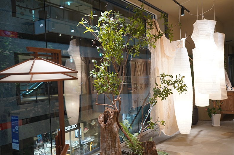 日本らしい空間を演出する植物アート