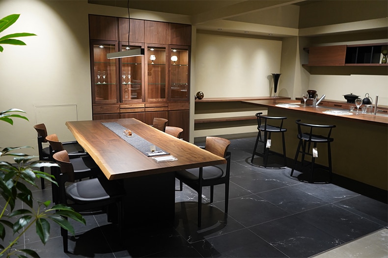 上質さを追求したダイニングスペース