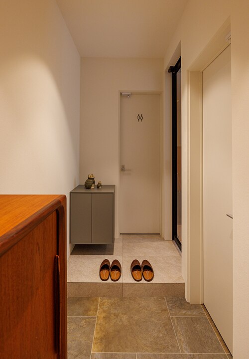 裏口通路の様子