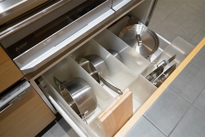 ファイルボックスを使って調理器具を収納