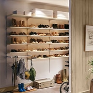 仕上げてる棚板