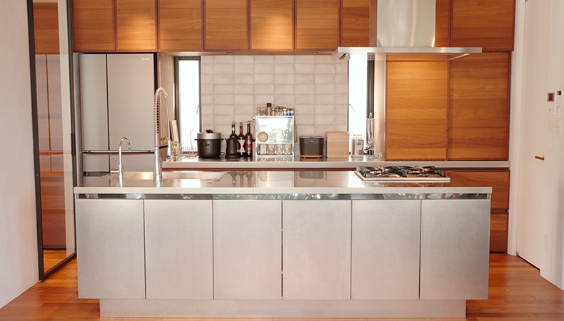 キッチン《グラッド45》(アイランド型 背面収納タイプ)