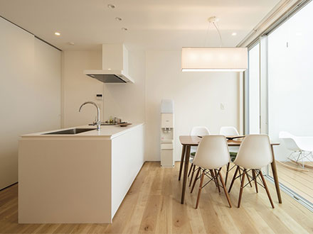 クビレキッチン 人気のプラン ペニンシュラ型